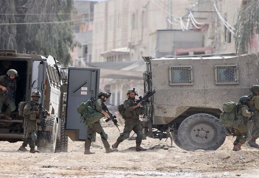 جيش الاحتلال ينفذ سلسلة هدم واقتحامات في الضفة