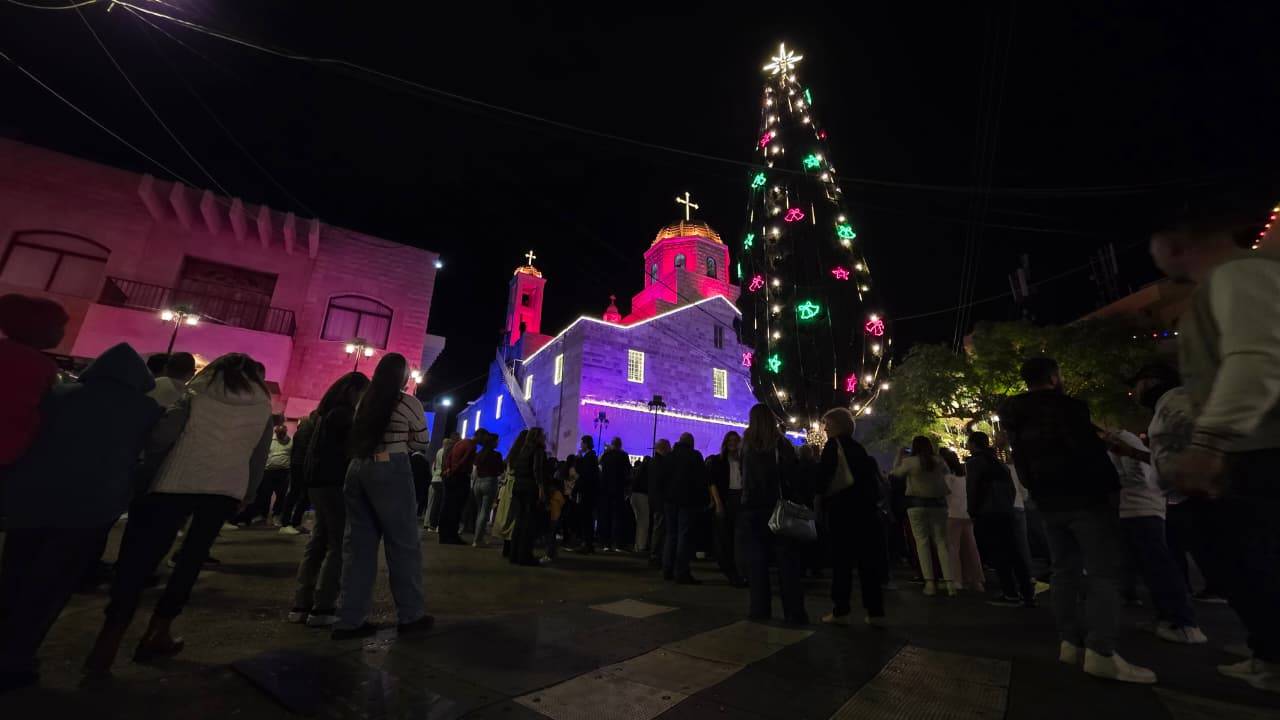 بلدية مغدوشة أضاءت زينة الميلاد