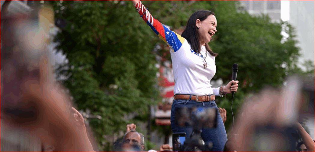 كيف هربت ماتشادو من فنزويلا؟