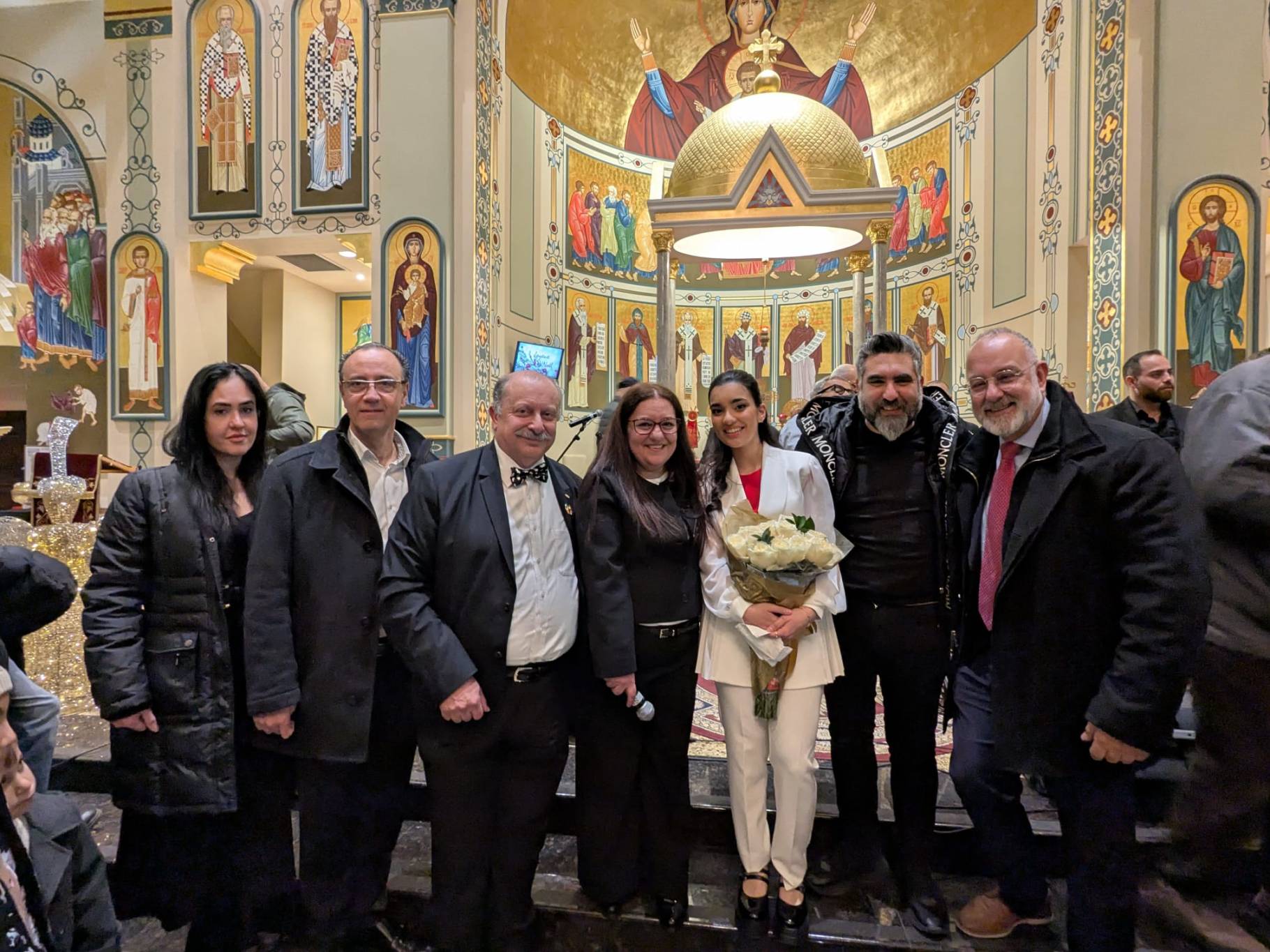 هلمّوا إلى بيت لحم… نداء مُصَلٍّ بصوت كريستا ماريا يفتح الطريق نحو نور الميلاد وسلام المغارة