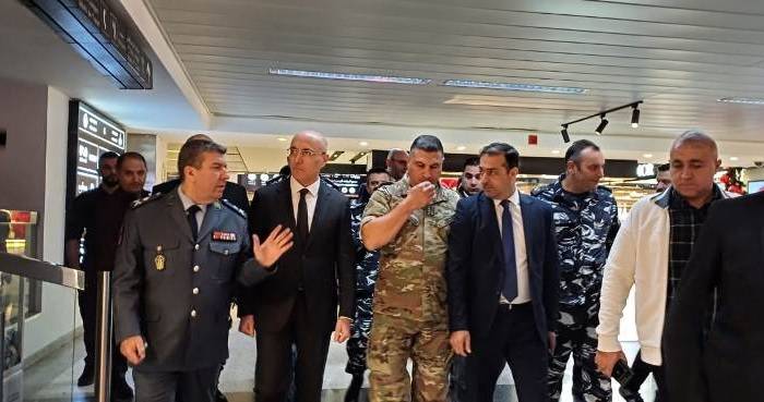 الحجار من المطار: الخدمات باتت افضل