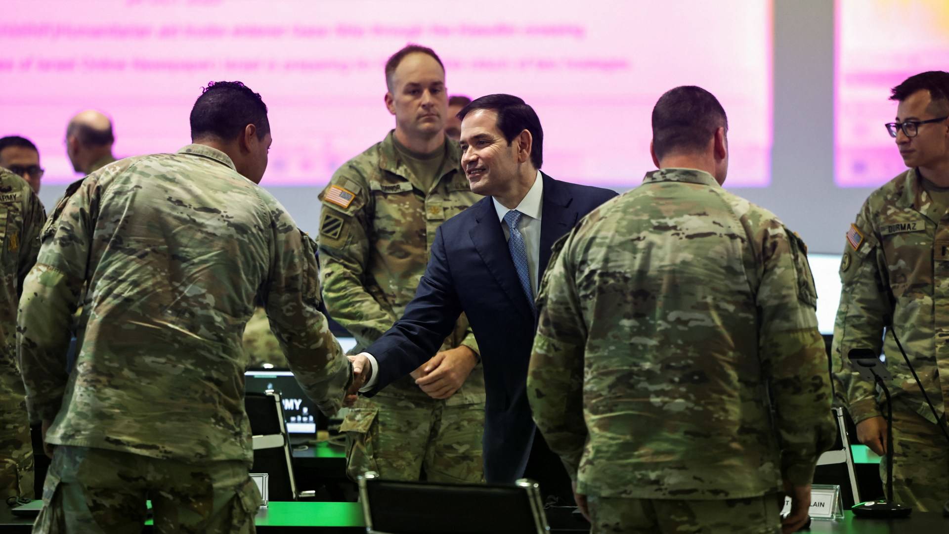 هل تخطط الولايات المتحدة لإقامة قاعدة عسكرية جديدة في 