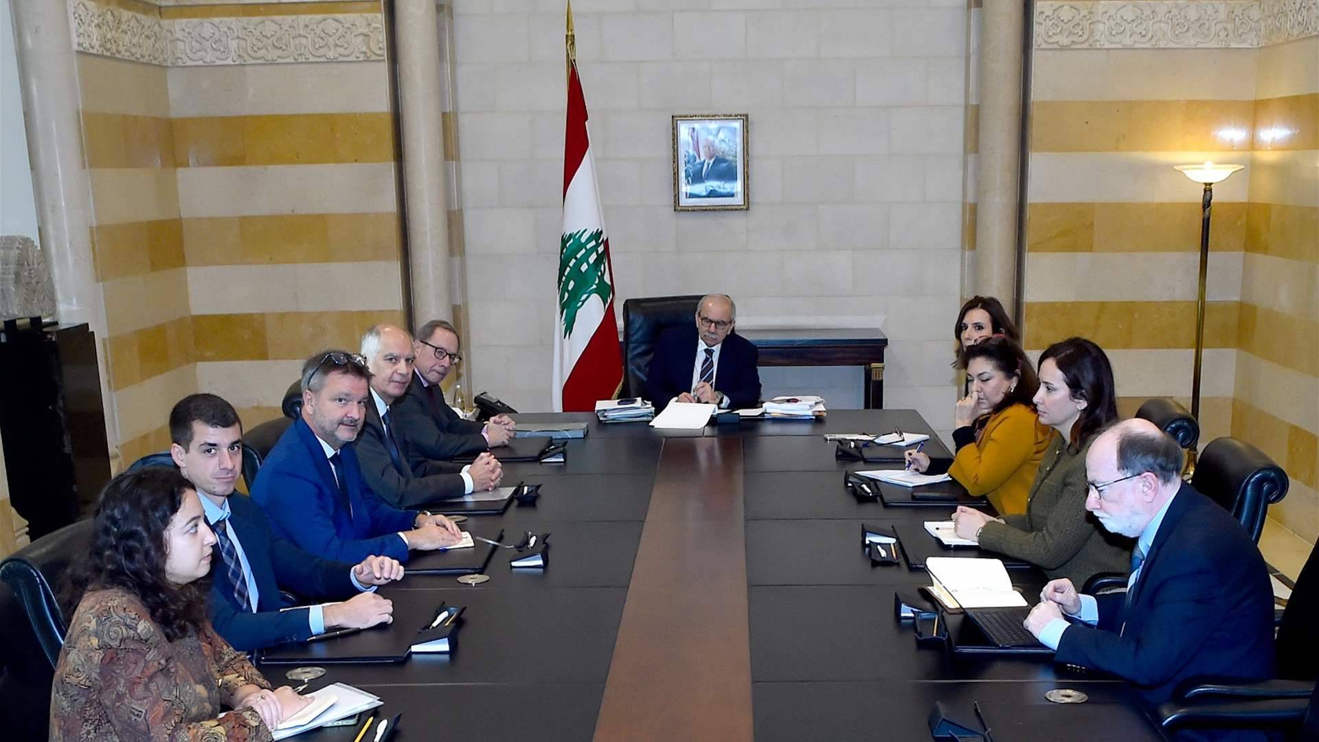 سلام بحث مع مُوفد ماكرون 