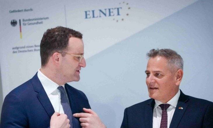 شبكة أميركية تجمع ملايين الدولارات لدعم 