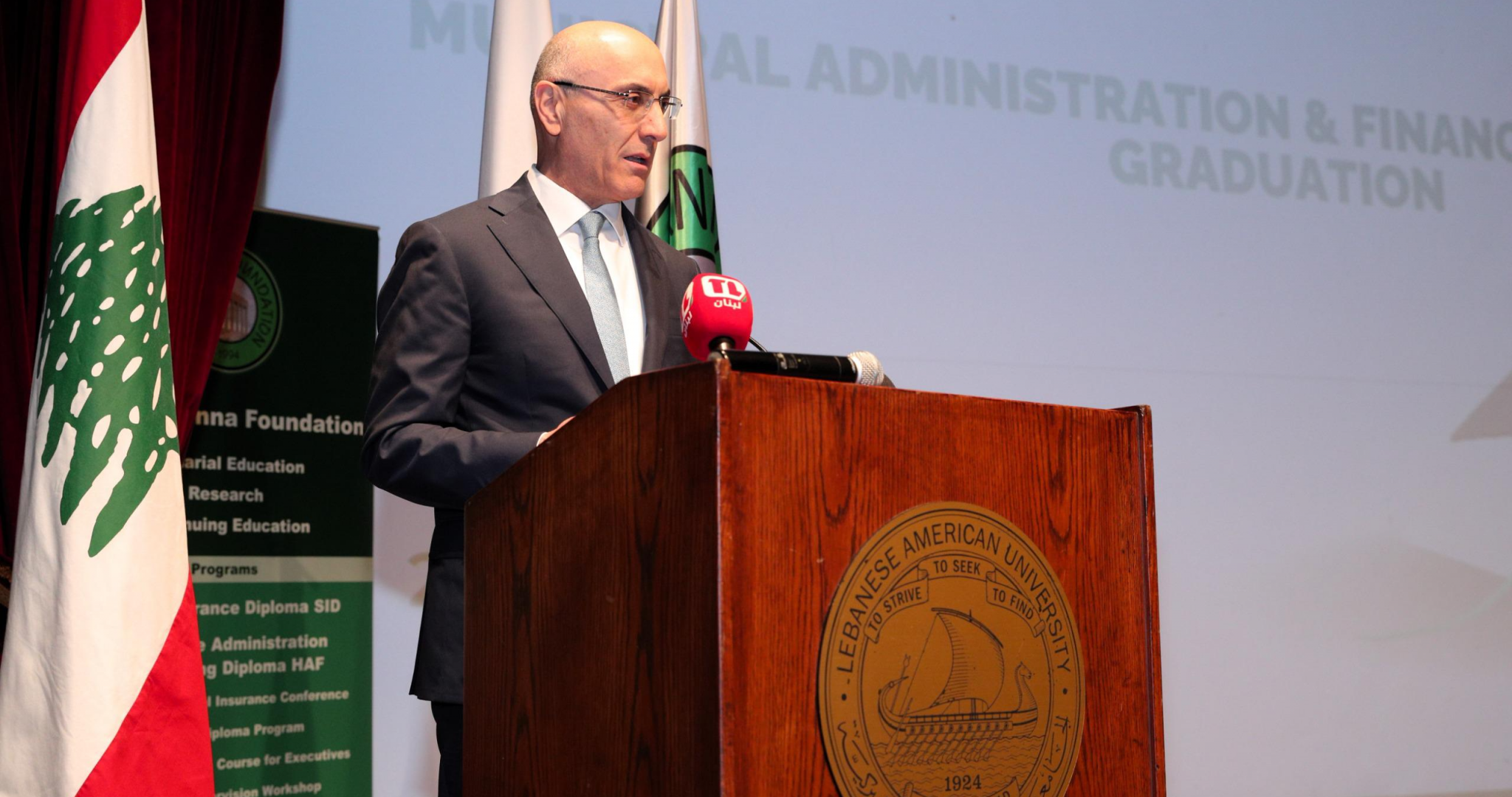 الحجار: نتهيّأ للإنتخابات النيابيّة المقبلة
نعوّل على جيشنا الوطنيّ... وقيامة لبنان آتية