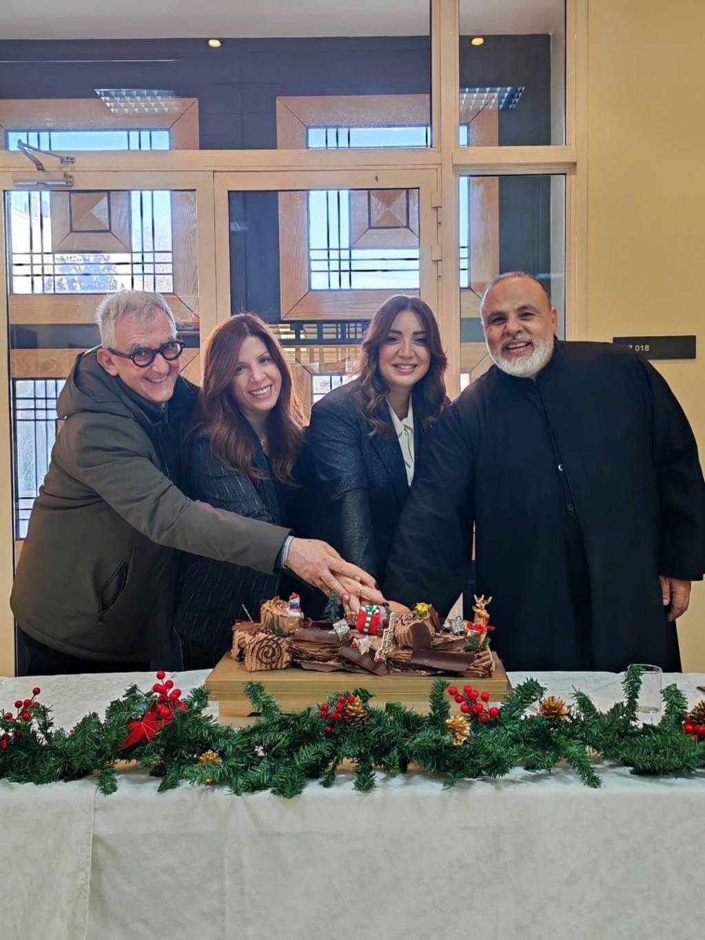 جامعة الروح القدس- الكسليك تنجز التسليم والتسلّم في الادارة التنفيذية لفرع زحلة