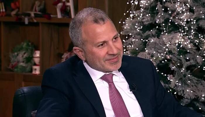 باسيل: لا أقبل بمنطق الإستسلام مهما كلّف الأمر
ما يُقلقني داخلياً يفوق خوفي من الحرب الإسرائيليّة