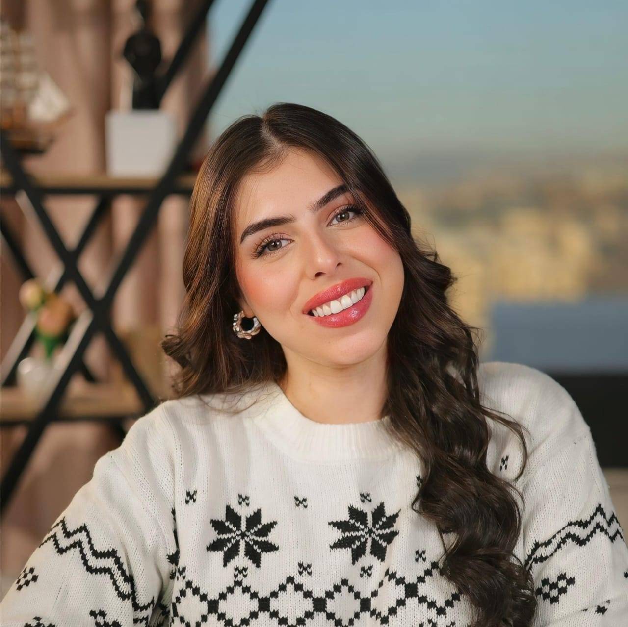 أخصائية التغذية كارن عبدو: الأعياد بلا حرمان..كيف نستمتع دون زيادة في الوزن؟