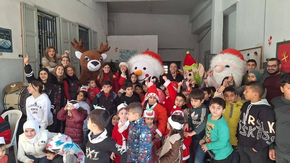 حركة شباب الشرق تقيم حفلاً ميلادياً مميّزاً لطلاب متوسطة زحلة الثانية