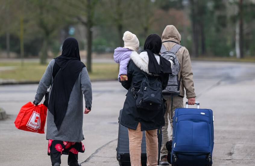 ألمانيا ترحّل سورياً الى بلاده للمرة الأولى منذ العام 2011