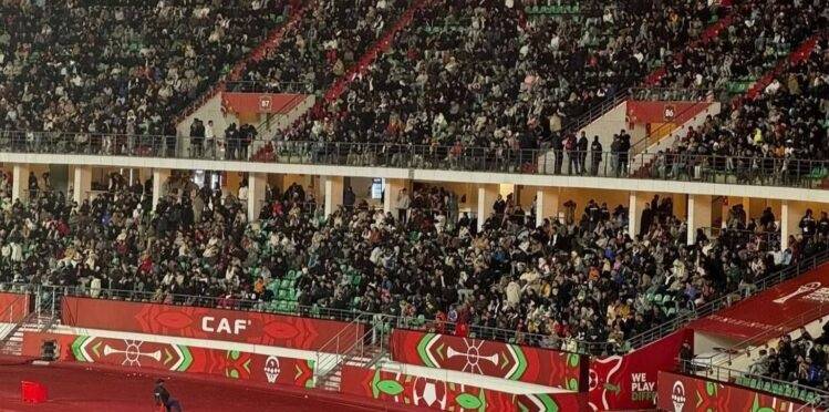 السماح للجماهير بدخول ملاعب أمم أفريقيا مجانا بعد 20 دقيقة على انطلاق كل مباراة