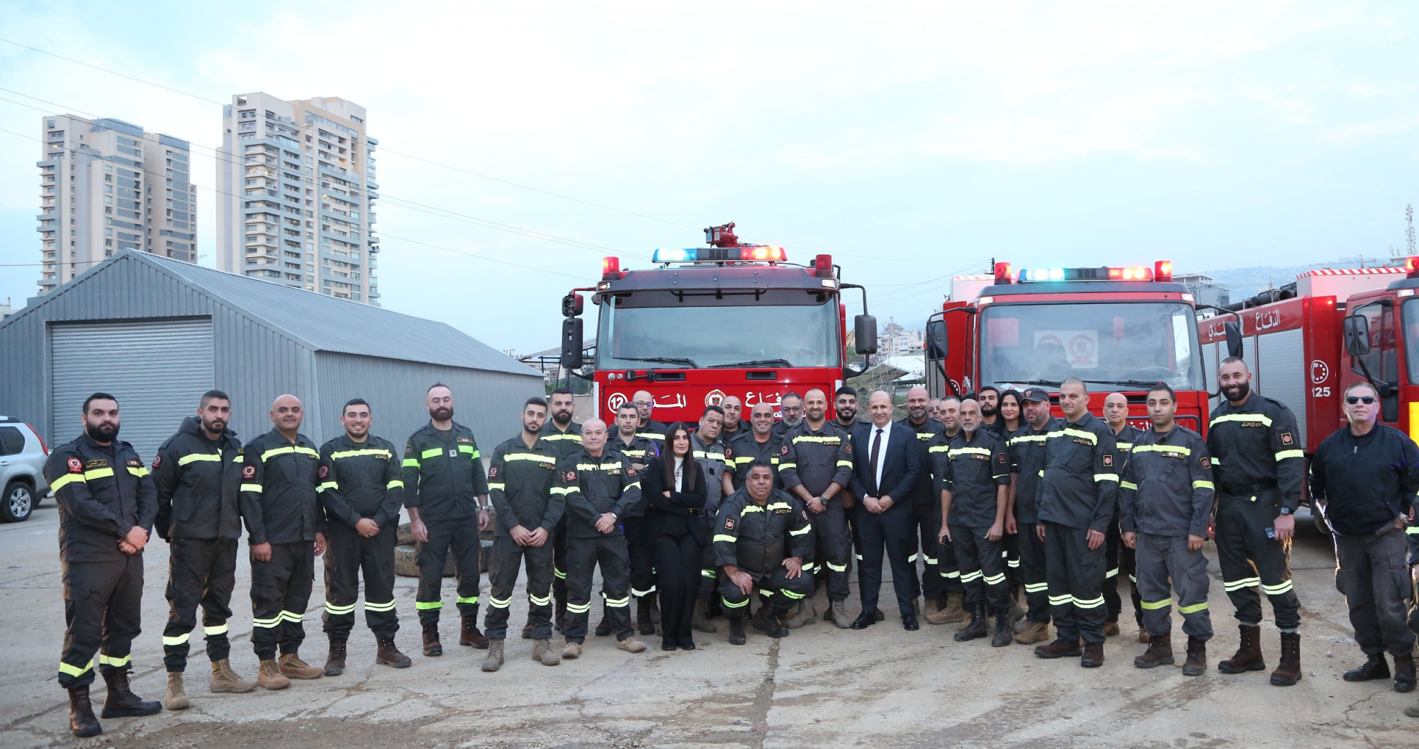 المدير العام للدفاع المدني يتفقد عناصره ليلة الميلاد