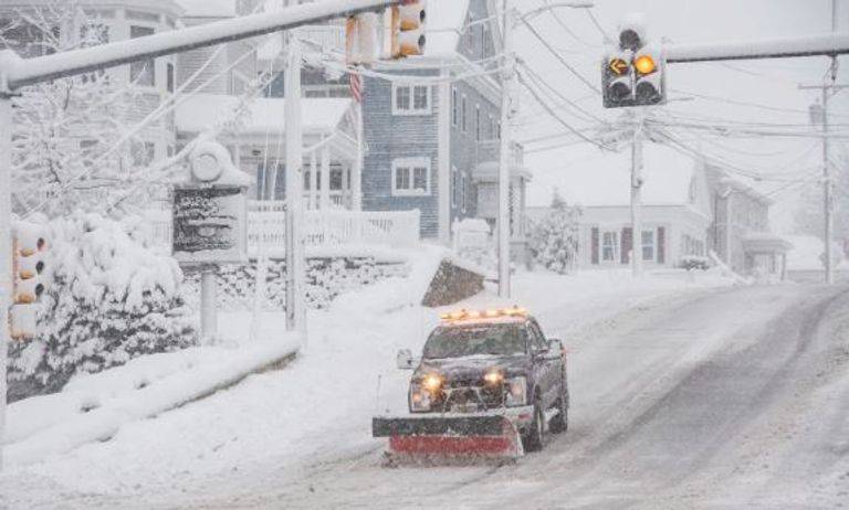 العاصفة الكبرى تهدد أميركا