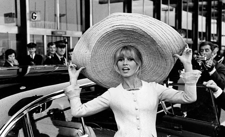 وفاة أيقونة السينما الفرنسيّة بريجيت باردو