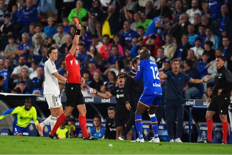 المستفيد الأكبر من أخطاء الحكام في الدوري الإسباني