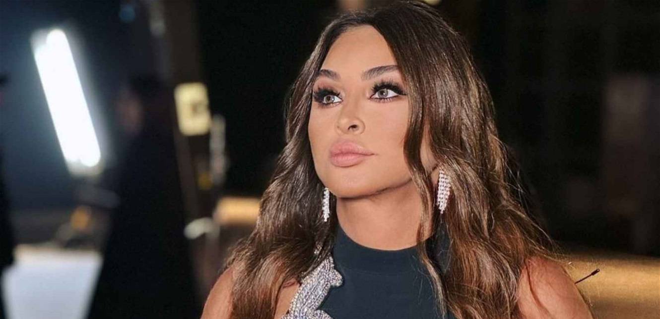 إليسا تهنئ جمهورها بالكريسماس برسالة مؤثرة