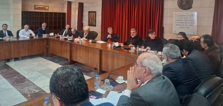 الراعي خلال اجتماع تربوي في بكركي:
ضرورة المحافظة على رسالة الكنيسة التربوية