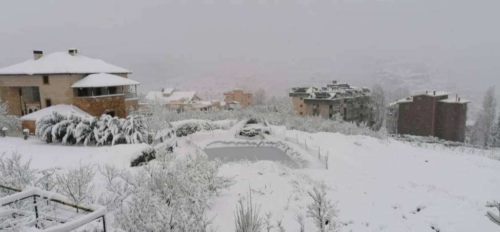 موجة صقيع وثلوج وأمطار غزيرة تجتاح العالم العربي