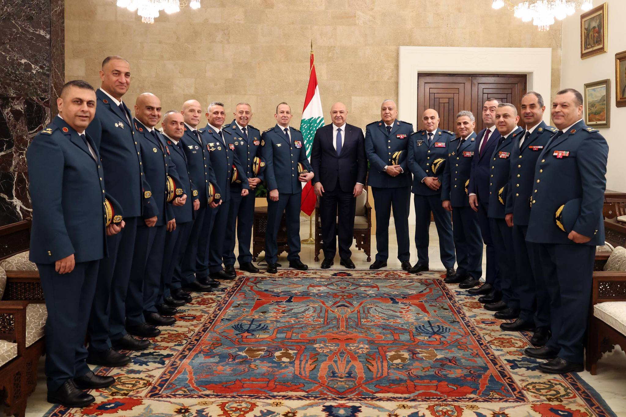 حراك ديبلوماسي يُسابق «العاصفة»... البدء بـ«ترتيب الأوراق»
حزب الله يتبنى الواقعيّة...و3 معارك أمام عون وبري وسلام
مصر تضع ثقلها... واتفاق الغاز يُثير تساؤلات استراتيجيّة؟!