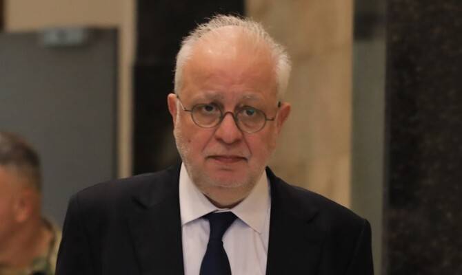 طلب فرنسي لتوقيف ضبّاط نظام الأسد
نصار: لا نتردّد في تنفيذ
أيّ استنابة قضائيّة تردنا