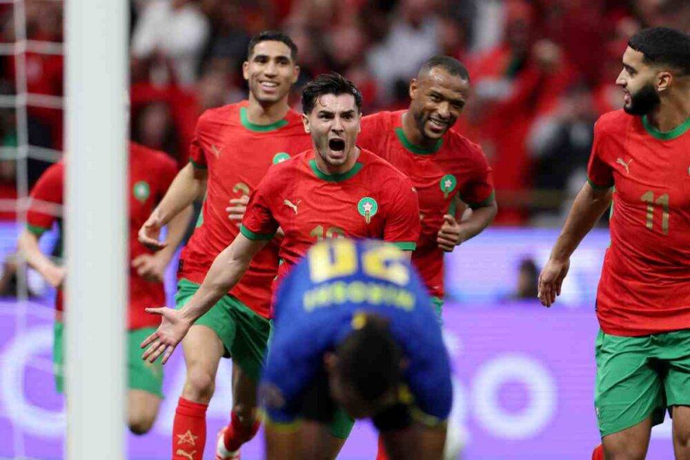 المغرب يتأهل الى ربع نهائي 