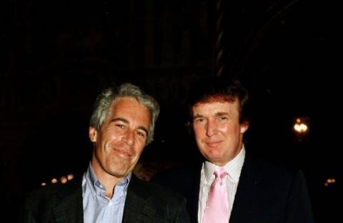 خيانة عقارية وعلاقات مشبوهة...هكذا انهارت صداقة ترامب_ابستين!