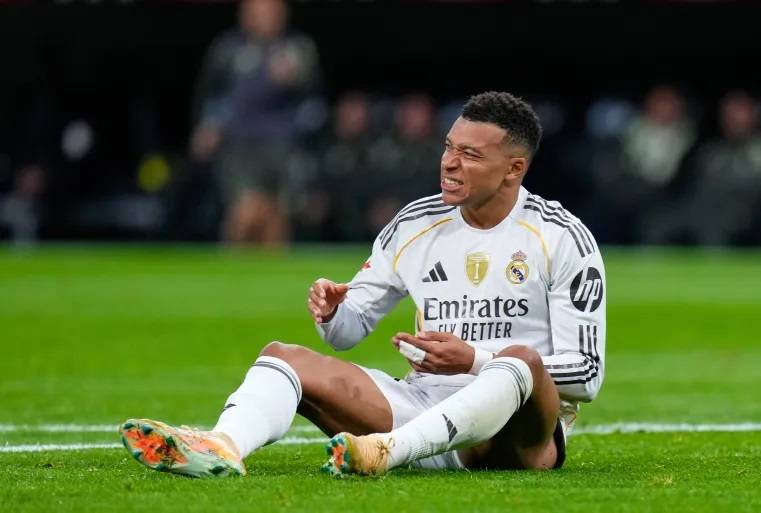 استبعاد مبابي عن 