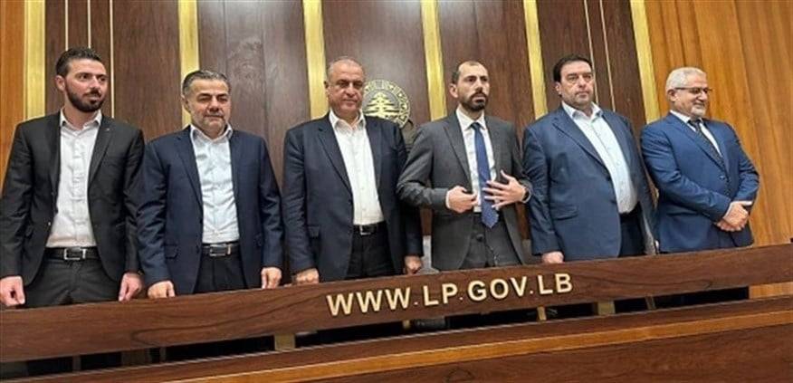 لماذا انفرط عقد تكتل 