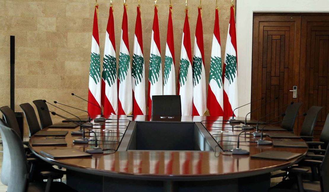 اتصالات مكثفة تسبق الجلسة الحكومية؟