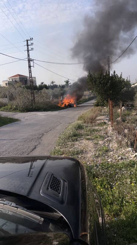 العدو يواصل اعتداءاته... شهيد وجريح في غارة على سيارة في جويا