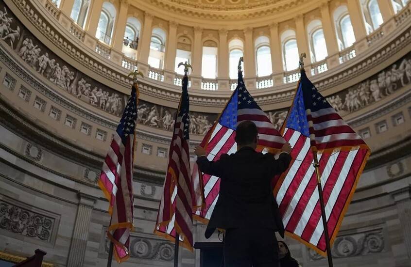 واشنطن تتجه لرفع الإنفاق العسكري إلى 1.5 تريليون دولار