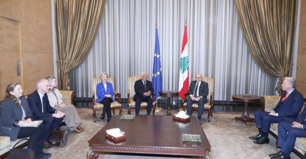 رئيس المجلس الأوروبي ورئيسة المفوضية الأوروبية في بيروت
كوستا: انتهاء المرحلة الأولى من خطة الجيش لحصر السلاح تشكل خبراً ساراً للجميع
فون دير لاين دعت عون الى المشاركة في اجتماع 