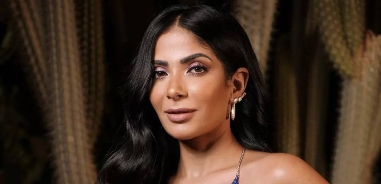 أزمة فنية وخسائر في أعمالها.. ماذا يجري مع منى زكي؟