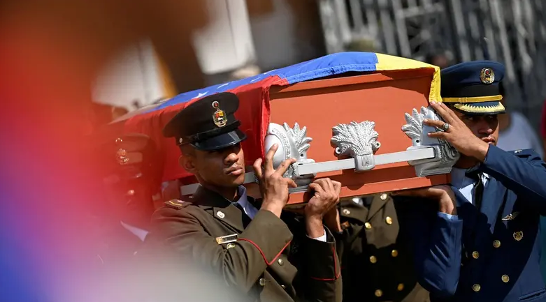 الداخلية الفنزويلية تكشف:  هذا عدد ضحايا حادثة مادورو