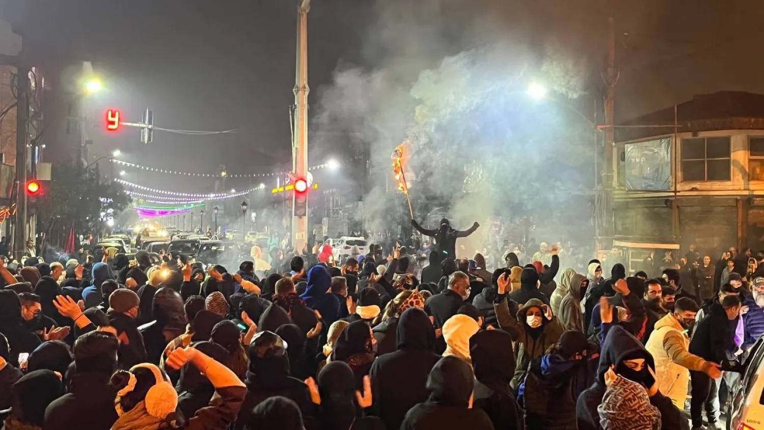 مقتل عناصر أمن واعتقال 