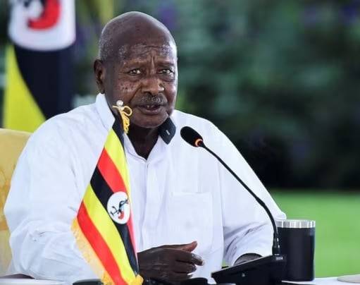 زعيم أوغندا يتطلع لولاية جديدة وسط حديث عن التوريث