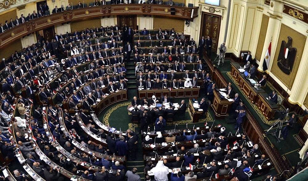 البرلمان المصري الجديد ينتخب رئيسه في الجلسة الافتتاحية