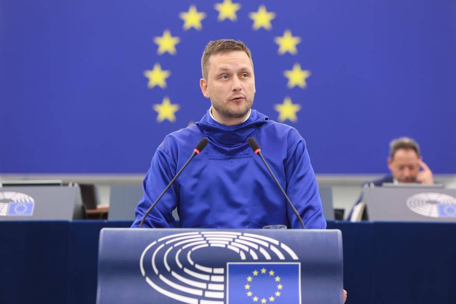 يناطح ترامب جيوسياسيًا... من هو فريدريك نيلسن؟