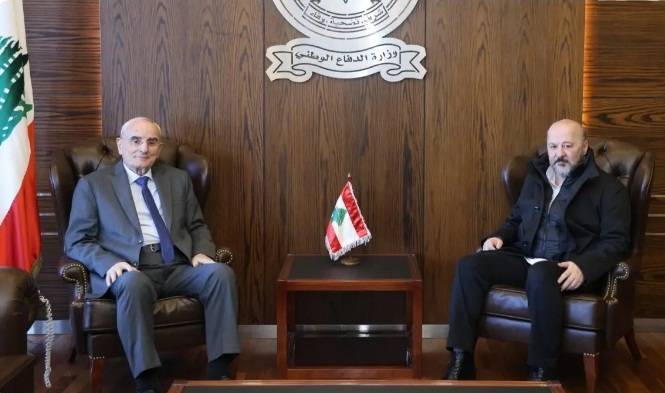 إستقبالات وزير الدفاع