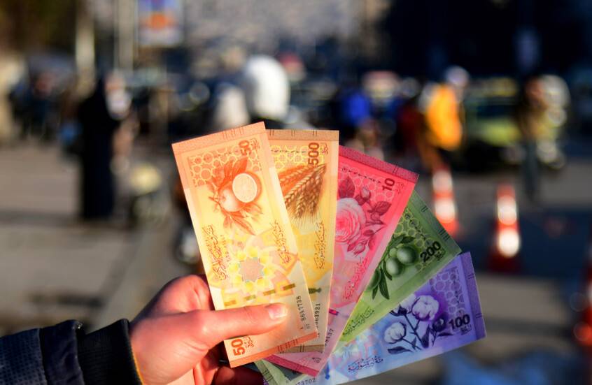 مصرف سوريا المركزي: مزايا أمنية تجعل تزوير الليرة الجديدة شبه مستحيل