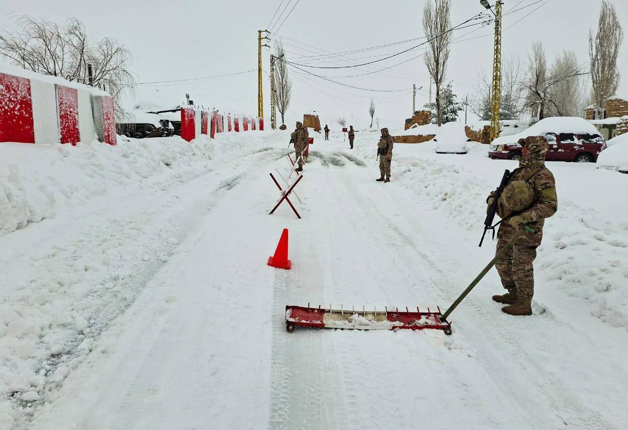 واشنطن تؤجّل «الحكم» إلى شباط... ومجلس المطارنة يحذر
لودريان بين «الفجوة المالية» و«الجيش»... براك في بيروت؟
الداخلية: الاموال موجودة وجاهزون لاجراء «الانتخابات»