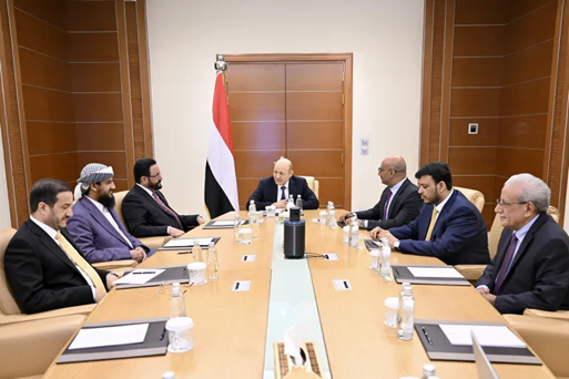 الرئاسي اليمني يتعهد بحل منصف للقضية الجنوبية