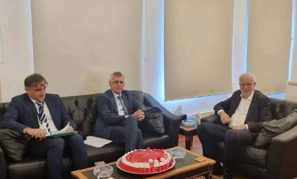 بحث مع سفير البرازيل العلاقات الثنائيّة
نصار: هناك تقدّم بموضوع استقلاليّة القضاء