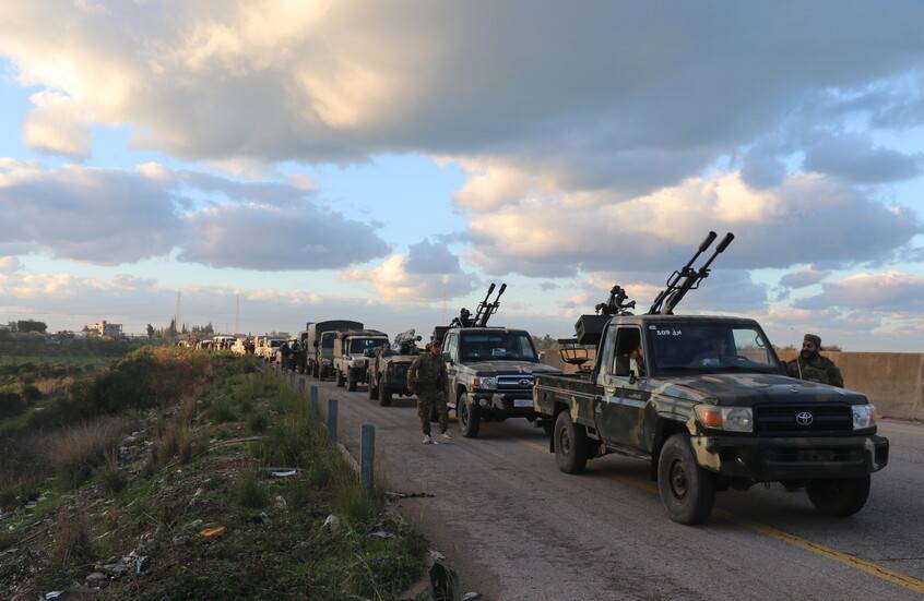 ‌‏محافظ حلب: قسد تمنع المدنيين من عبور الممر الآمن في منطقة دير حافر