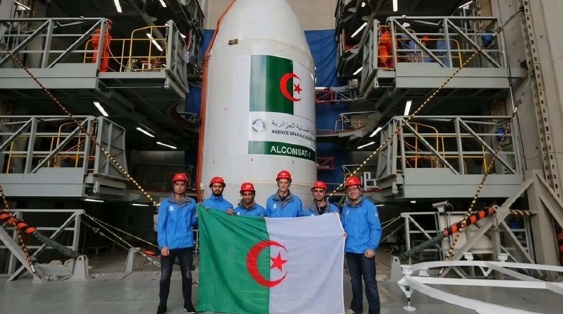 الجزائر تطلق قمراً صناعياً جديداً من الصين
