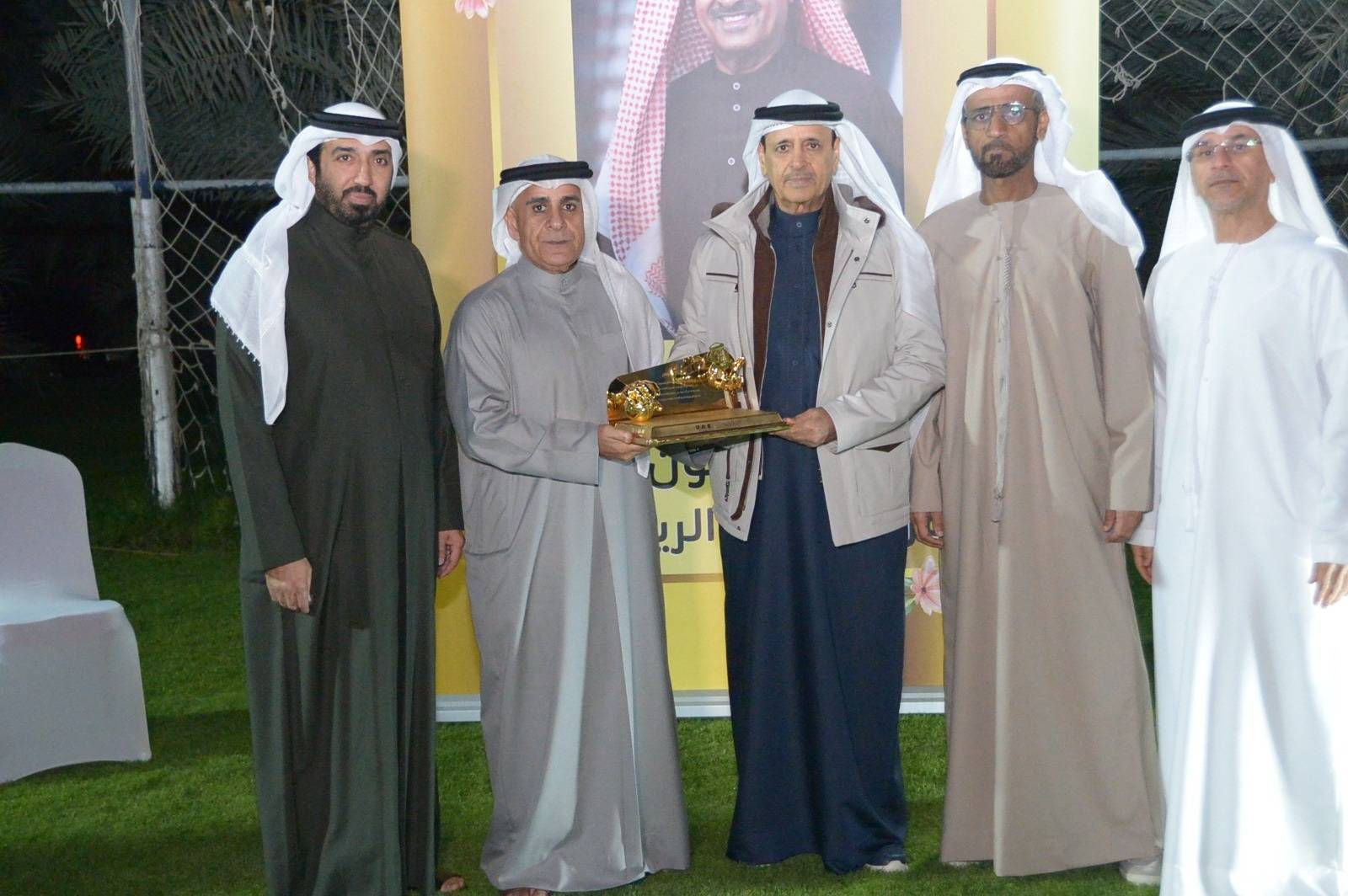 كرة السلة الاماراتية تكرّم القرقاوي بالرئاسة الفخرية