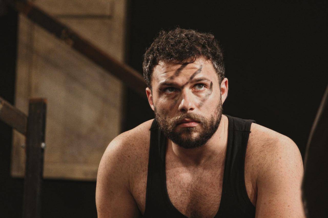 جلال مروان الشعار يضيء مهرجان المسرح العربي بمصر بعد نجاحه في لبنان وتركيا