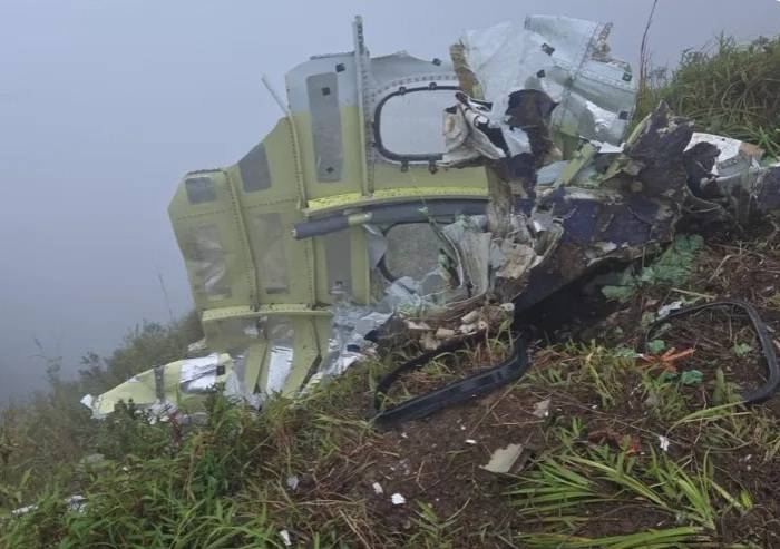 العثور على حطام طائرة صغيرة بإندونيسيا... واستمرار البحث عن الركاب