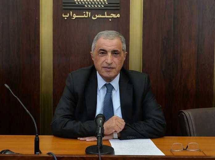 هاشم دعا الى الهدوء والتعاطي 
بحكمة مع الملفات الوطنيّة