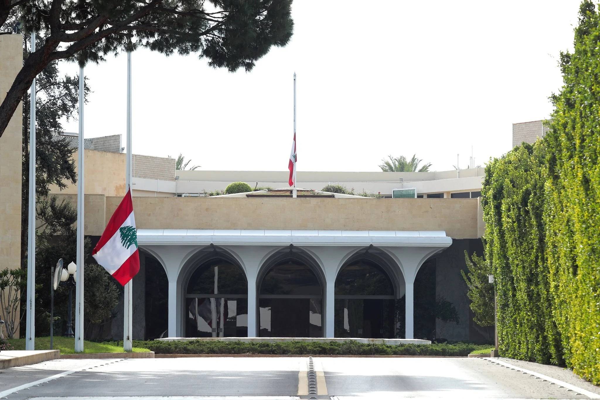 كيف هي الأجواء بين بعبدا وحزب الله؟